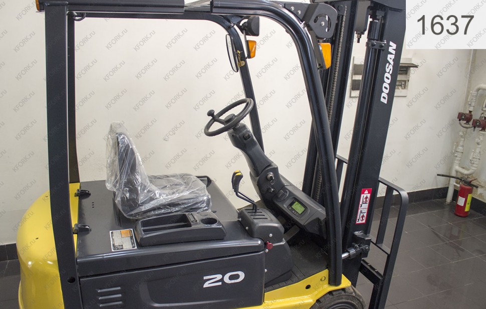 Электрический погрузчик Doosan 1637 Б/У